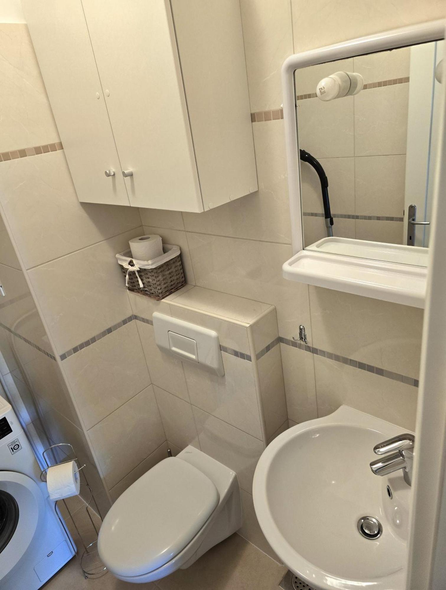Olive Garden, Apartment With A Private Pool Баньоле Екстериор снимка